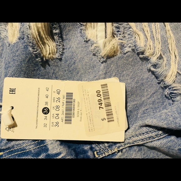 Shorts - Picture 3 of 7